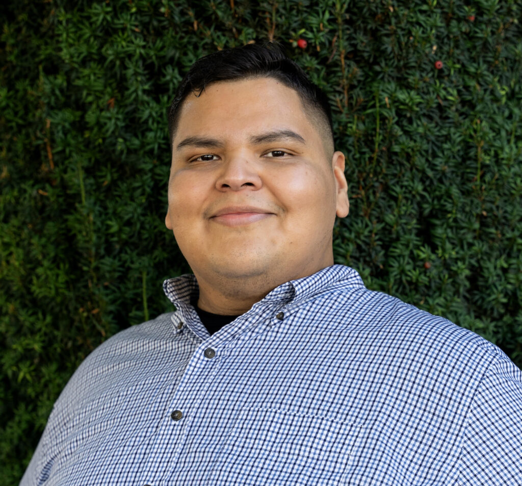 Juan Muro Headshot 2024